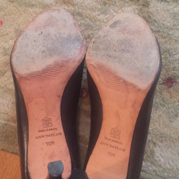 🔥Ann Taylor Bamboo-Accent Peep-toe Pumps - Picture 6 of 7